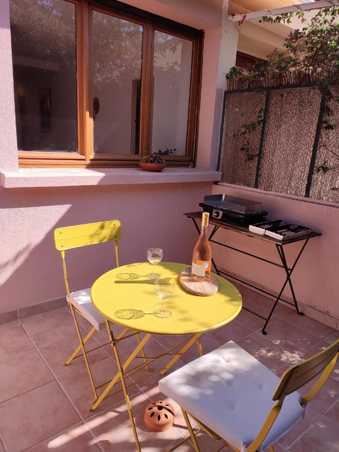 Charmant Studio Lavandou - 500M Plage เลอลาวองดูว์ ภายนอก รูปภาพ